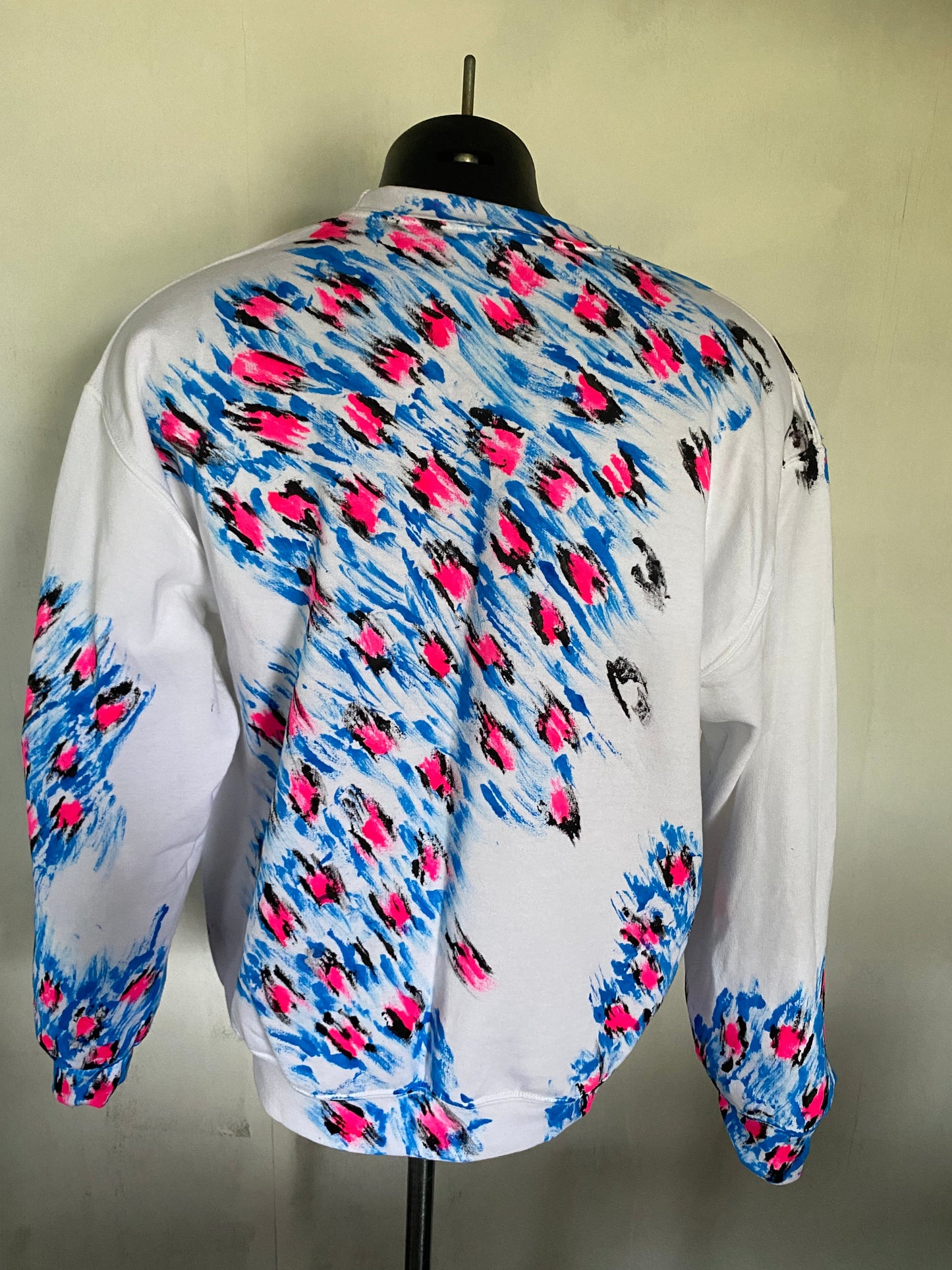 Barbiecore Leopard Sweater size L