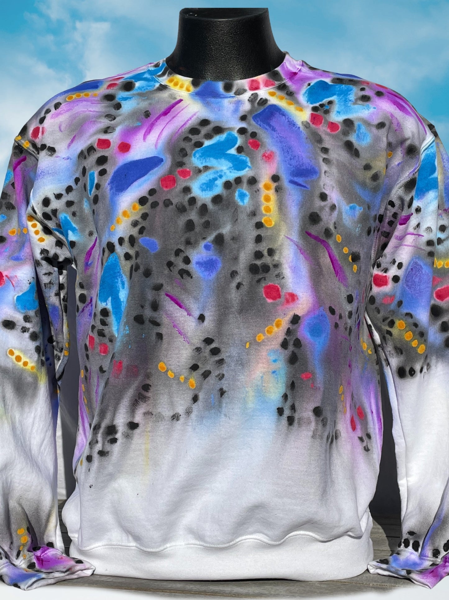 In Technicolour Sweater Size M